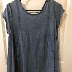Grey/Blue top